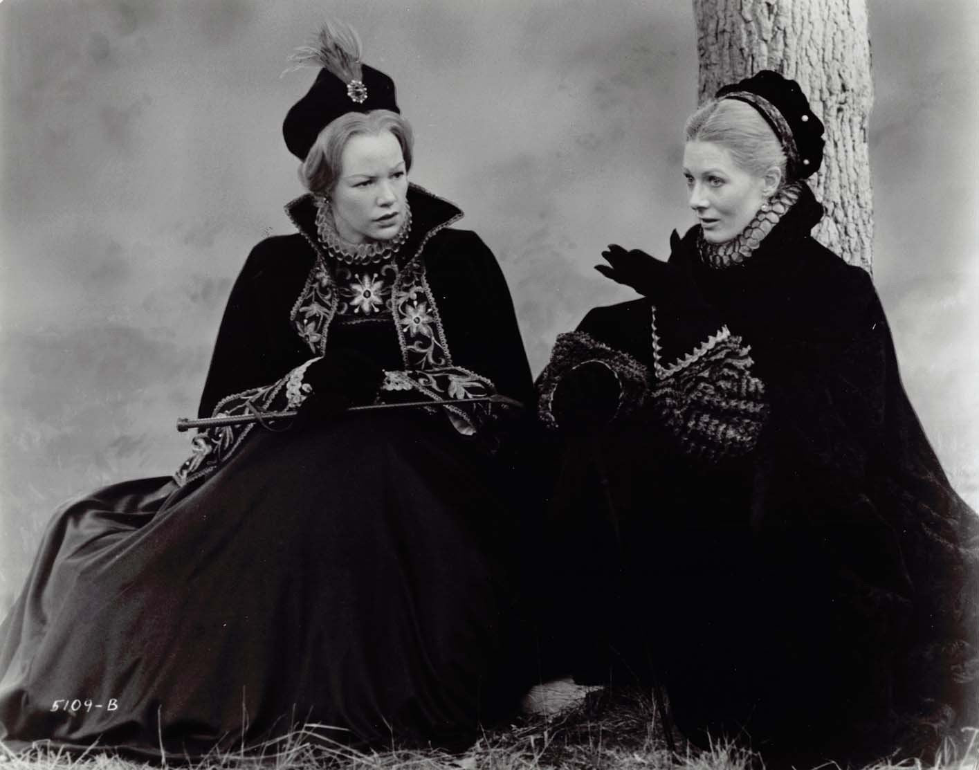 Vanessa Redgrave MARY, QUEEN OF SCOTS set of 35 original 8x10 press photos 1971