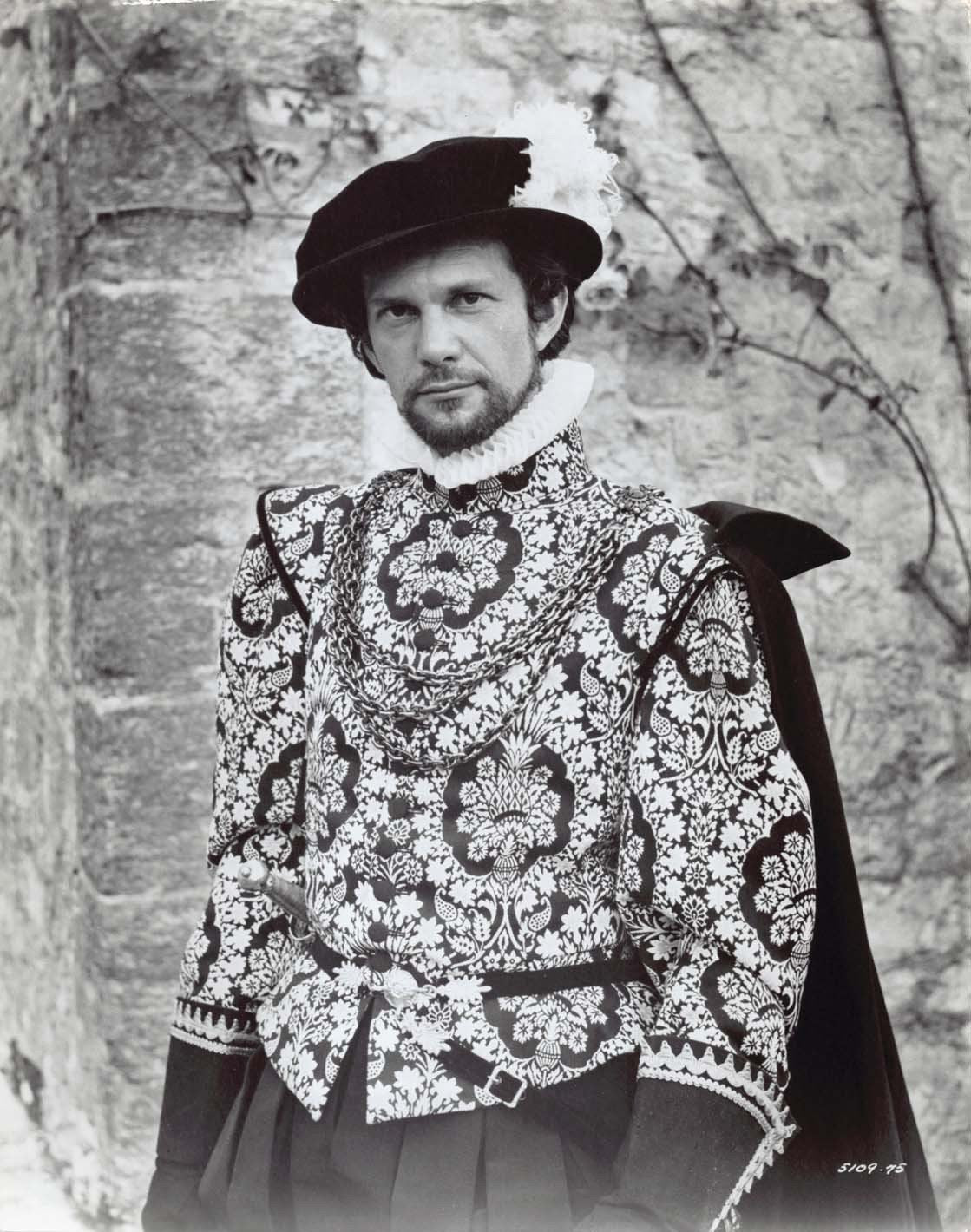 Vanessa Redgrave MARY, QUEEN OF SCOTS set of 35 original 8x10 press photos 1971