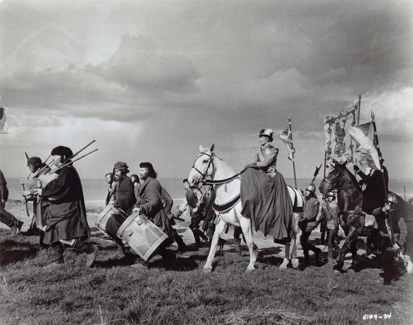 Vanessa Redgrave MARY, QUEEN OF SCOTS set of 35 original 8x10 press photos 1971