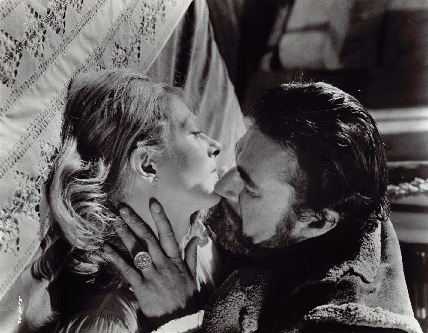 Vanessa Redgrave MARY, QUEEN OF SCOTS set of 35 original 8x10 press photos 1971