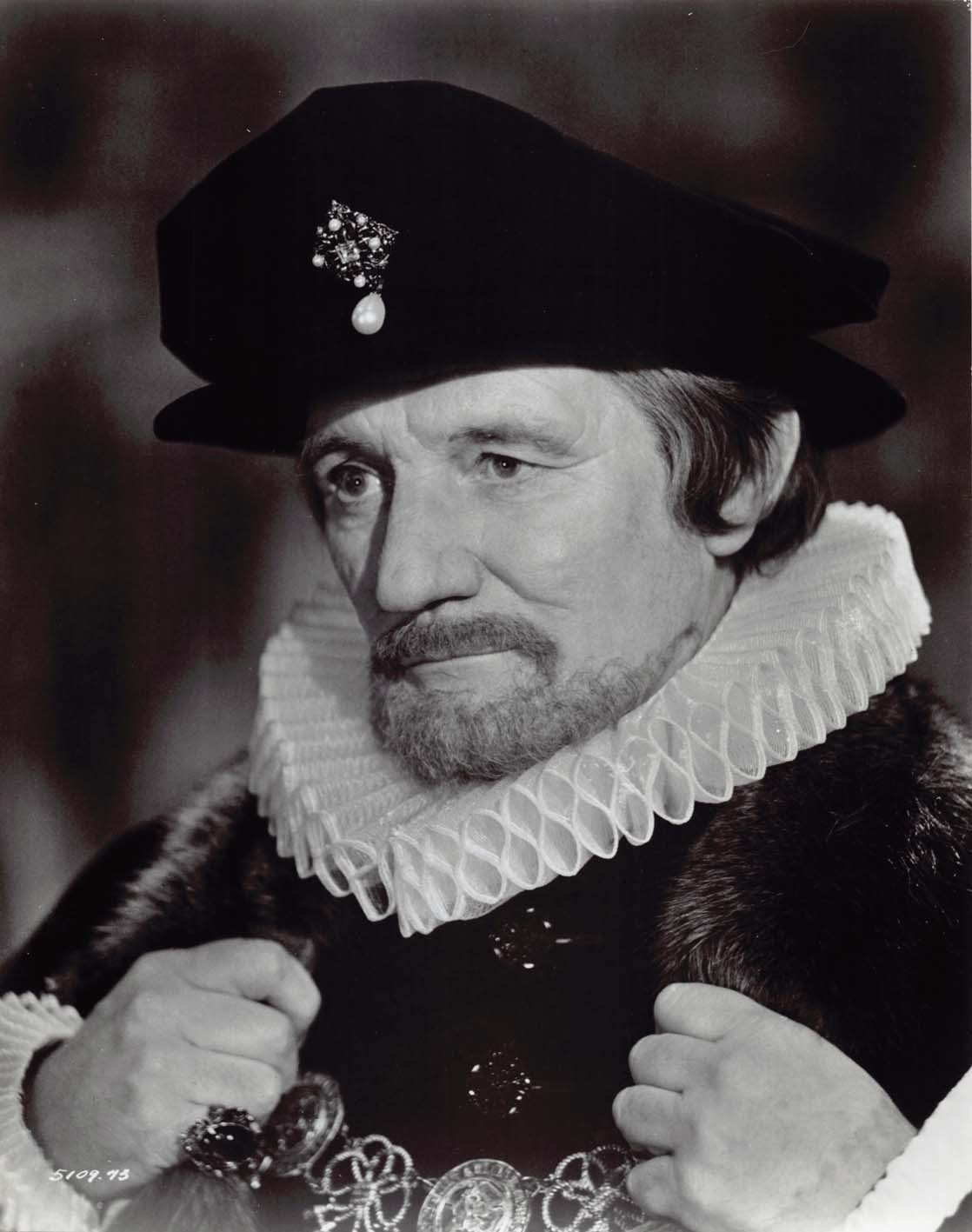 Vanessa Redgrave MARY, QUEEN OF SCOTS set of 35 original 8x10 press photos 1971