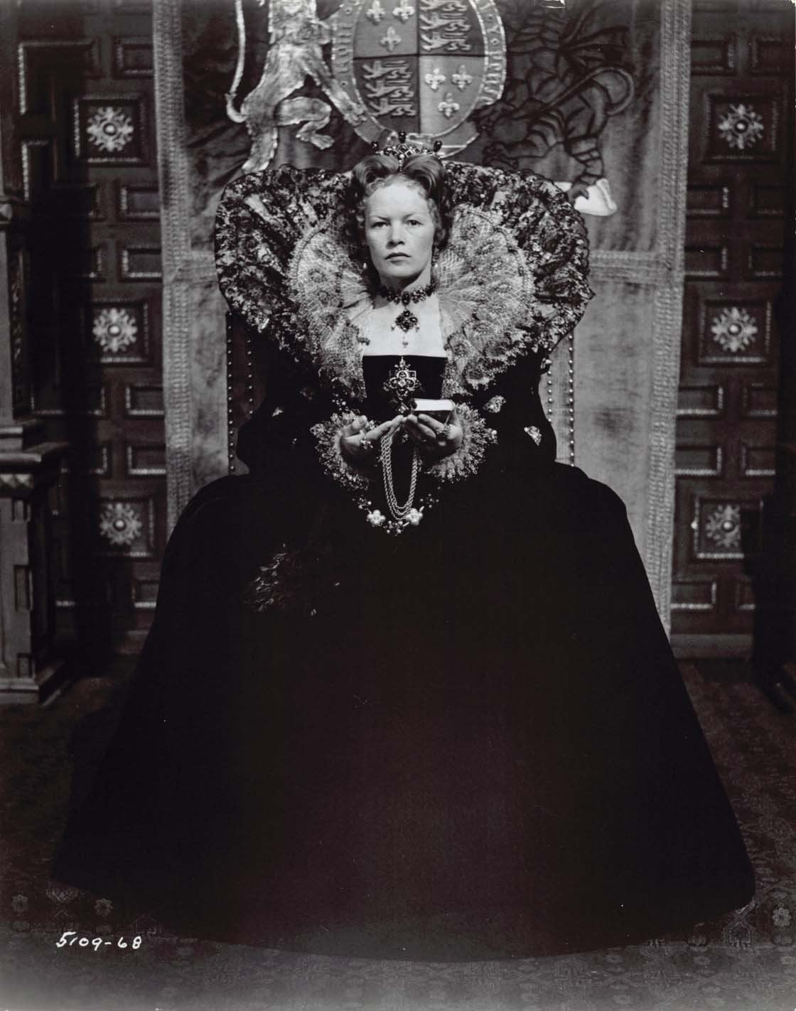 Vanessa Redgrave MARY, QUEEN OF SCOTS set of 35 original 8x10 press photos 1971