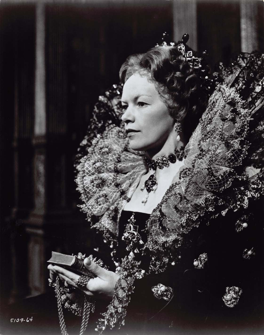 Vanessa Redgrave MARY, QUEEN OF SCOTS set of 35 original 8x10 press photos 1971