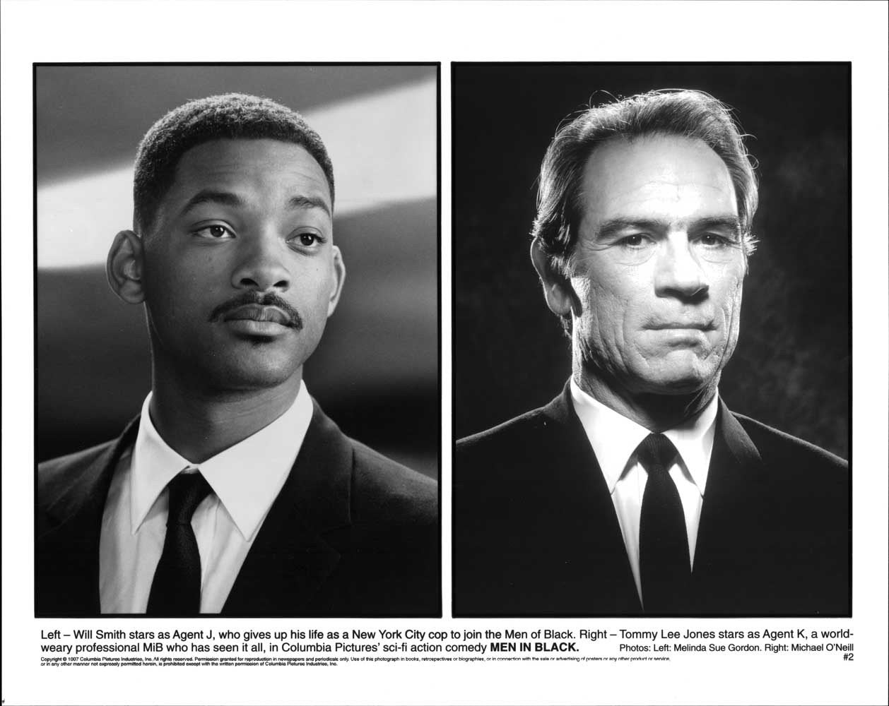 Will Smith MEN IN BLACK Tommy Lee Jones original 10x8 studio press photo 1997