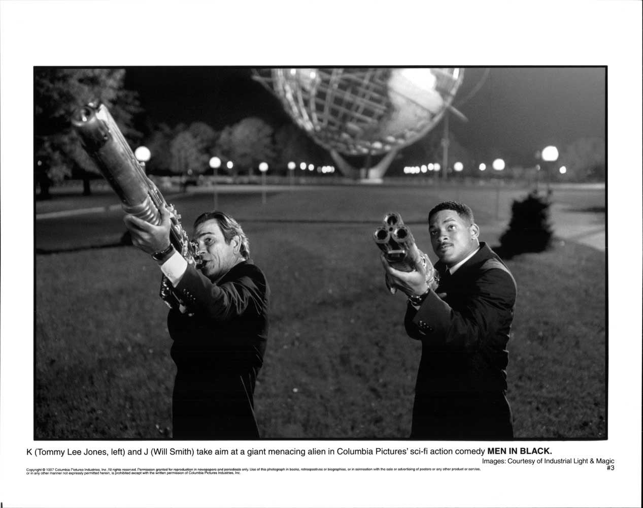 Tommy Lee Jones MEN IN BLACK Will Smith original 10x8 studio press photo 1997