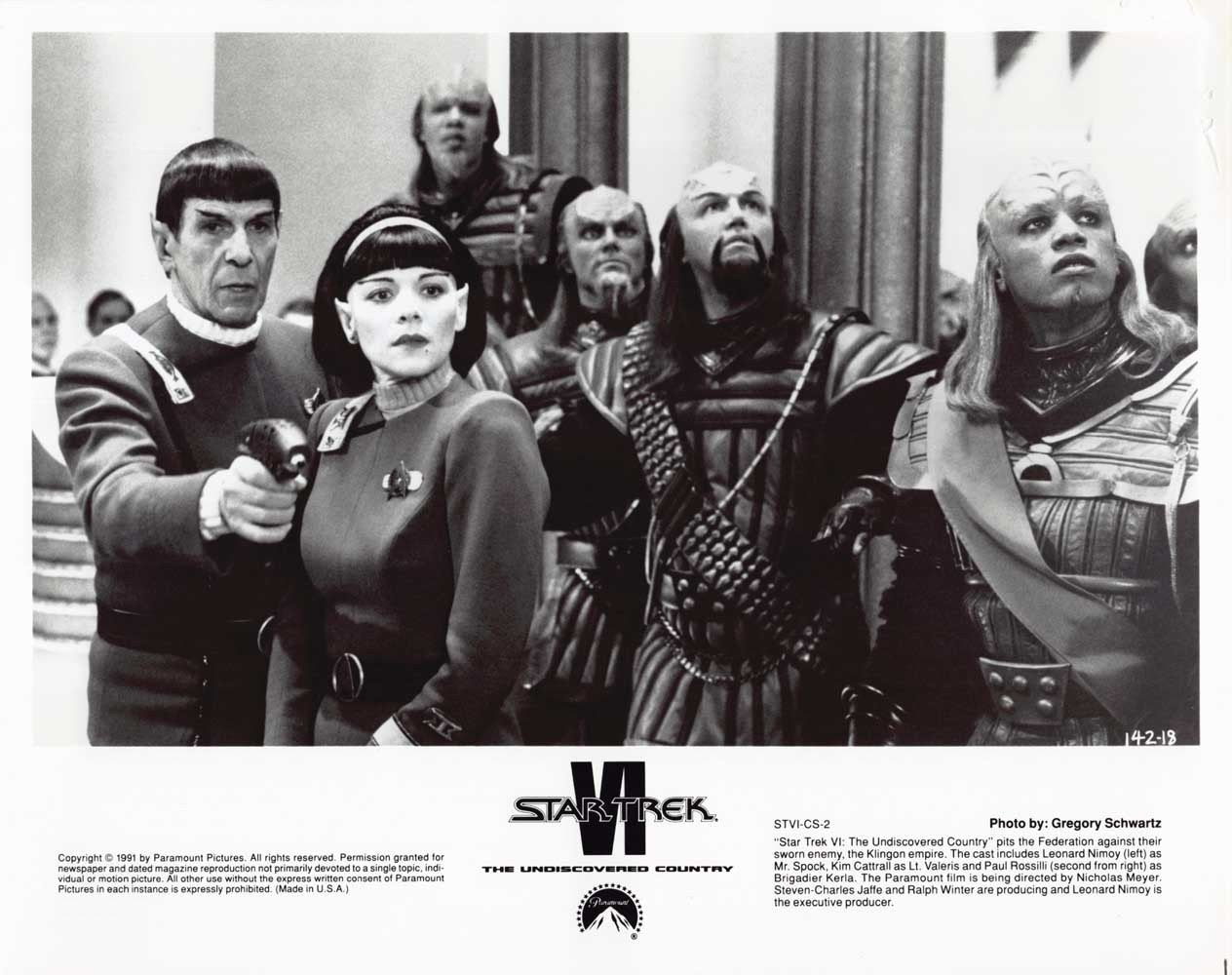 Leonard Nimoy STAR TREK VI Kim Cattrall original press photo 1991