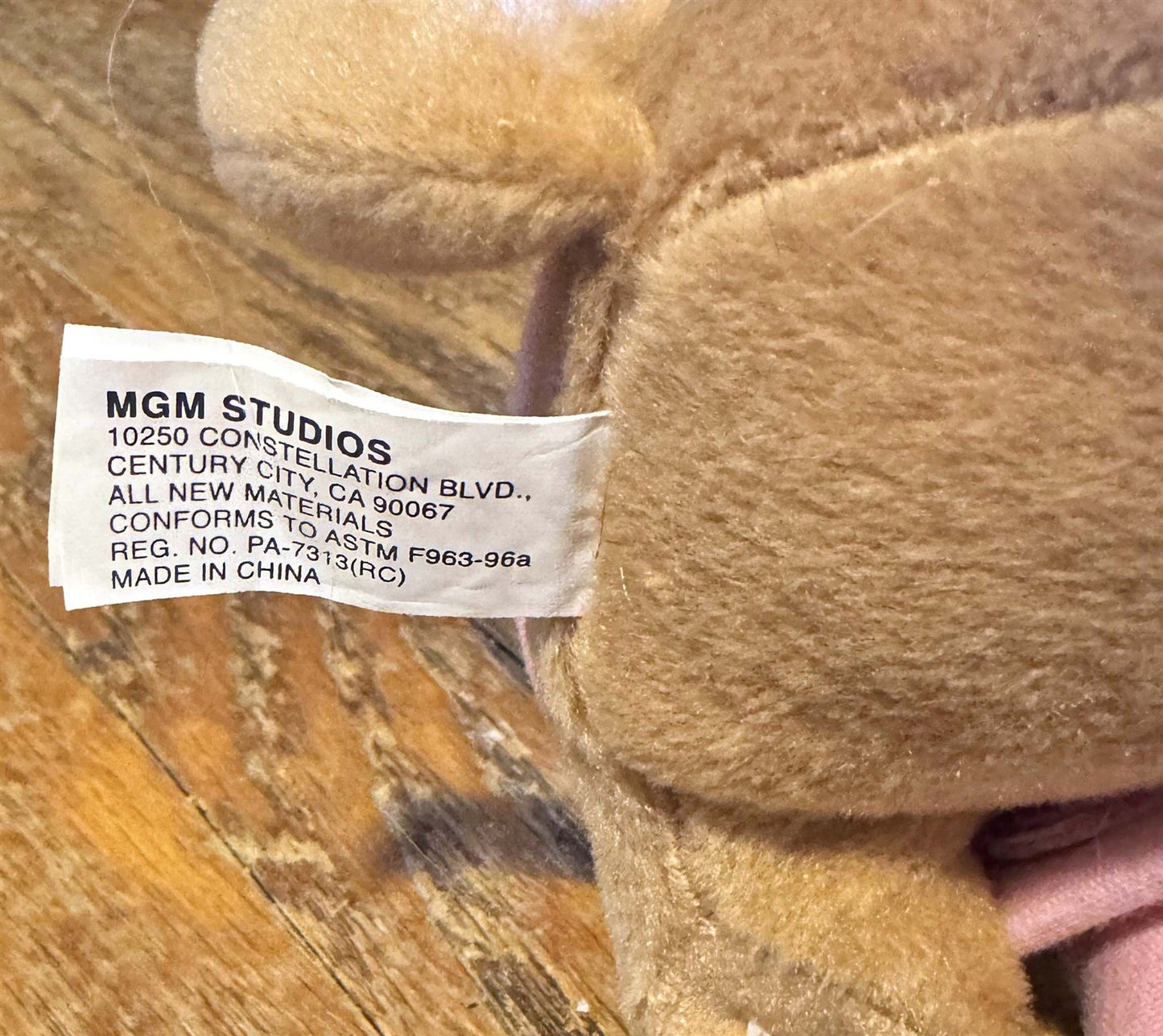 Reese Witherspoon LEGALLY BLONDE 2 Bruiser Woods promotional chihuahua plush MGM