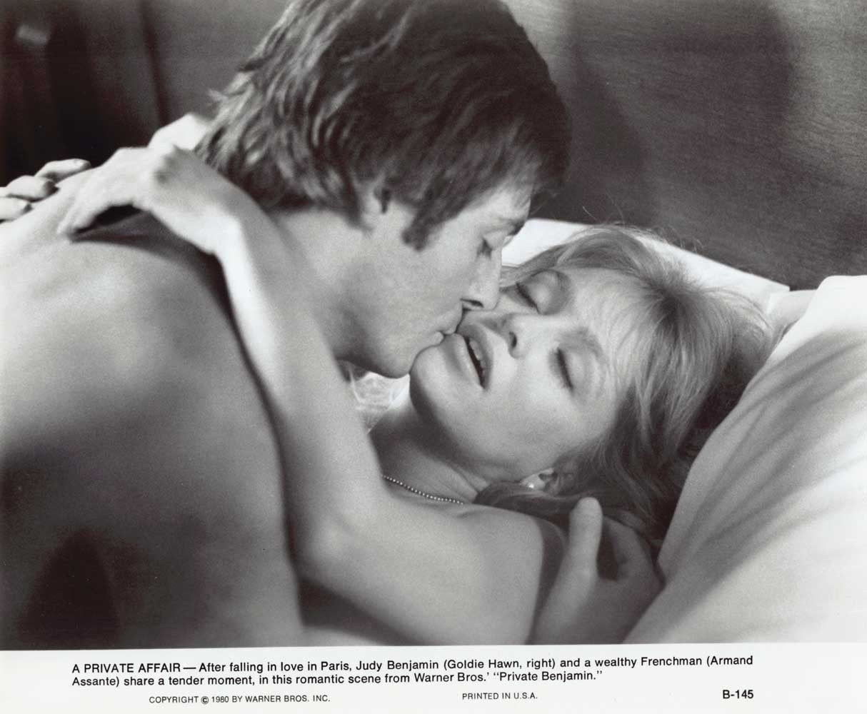 Armand Assante PRIVATE BENJAMIN Goldie Hawn original press photo 1980