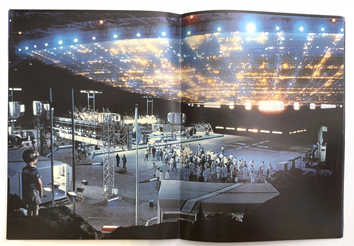 Steven Spielberg CLOSE ENCOUNTERS OF THE THIRD KIND color program book 1977