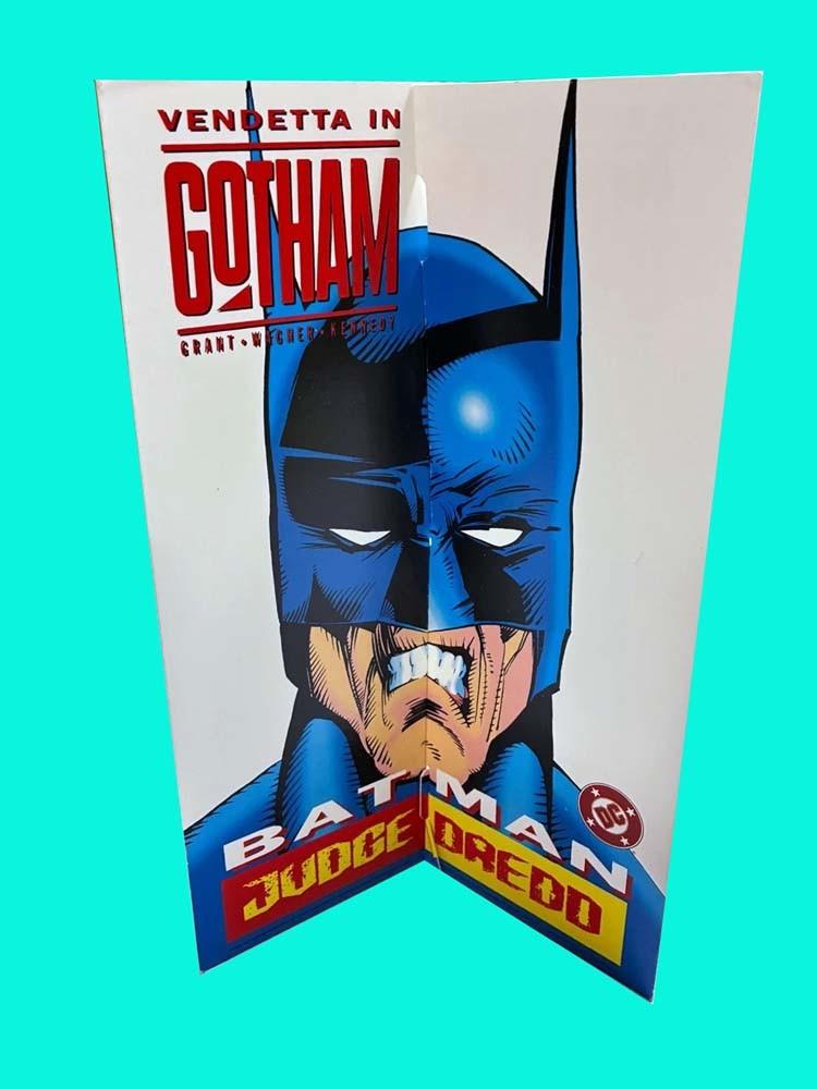 DC Comics VENDETTA IN GOTHAM JUDGE DREDD BATMAN counter store display 1993