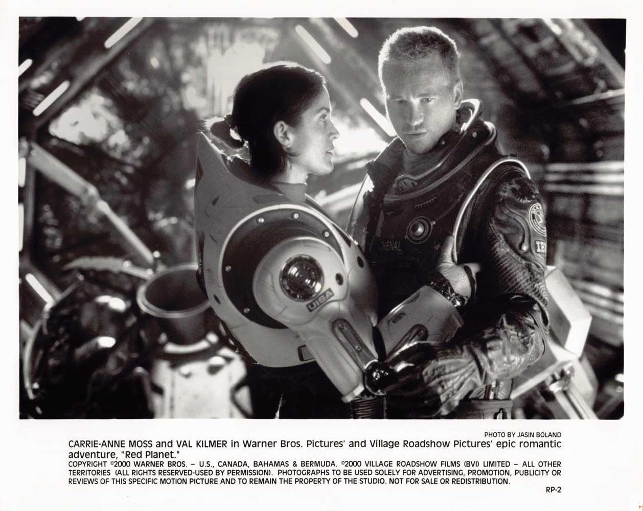 Carrie-Anne Moss RED PLANET Val Kilmer original press photos 2000