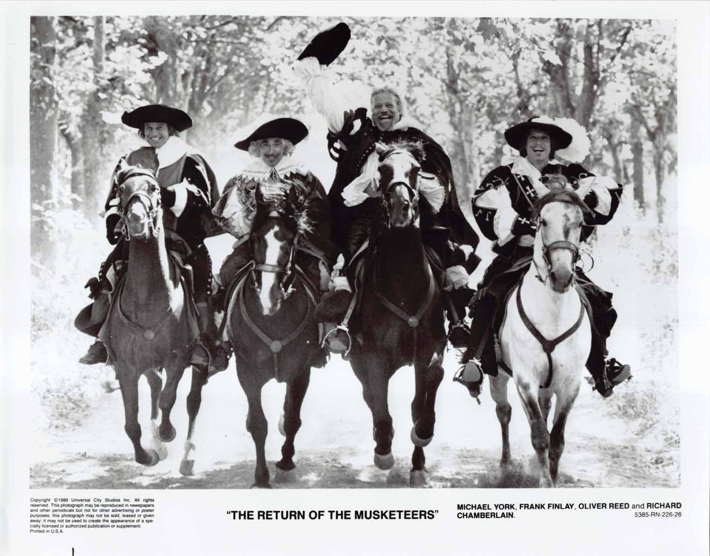 Richard Chamberlain RETURN OF THE MUSKETEERS original 8x10 press photos