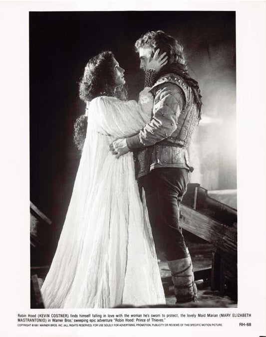 Kevin Costner ROBIN HOOD Mary Elizabeth Mastrantonio original 8x10 photo