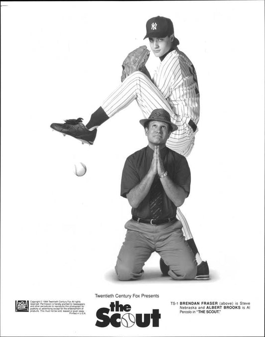 Brendan Fraser THE SCOUT Albert Brooks original 8x10 press photo 1994
