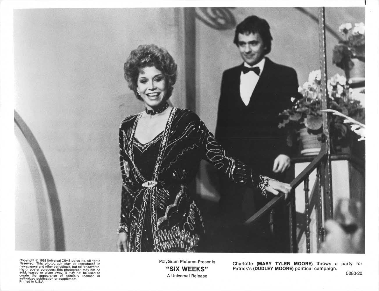 Dudley Moore SIX WEEKS Mary Tyler Moore original 8x10 press photos 1982