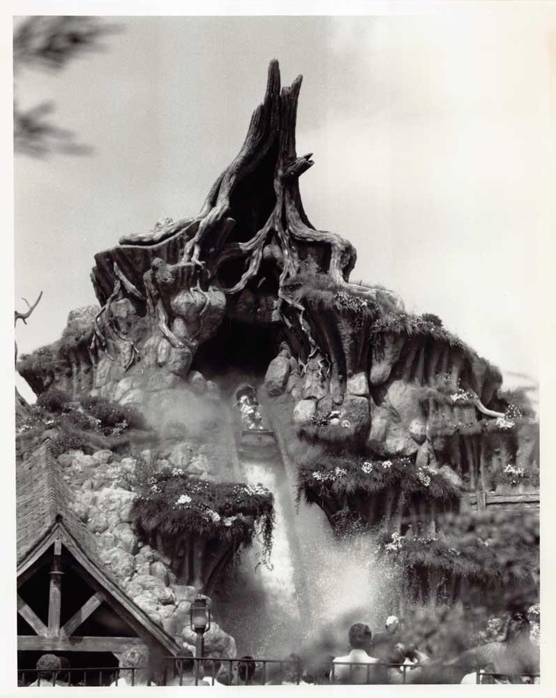 Disney SPLASH MOUNTAIN media press kit with 8x10 photos 1988