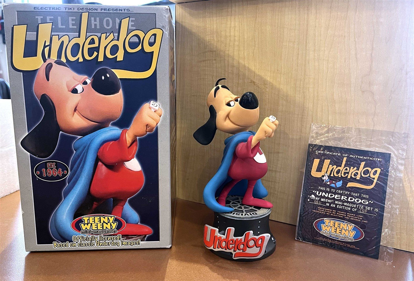 Electric Tiki UNDERDOG "Teeny Weeny" mini-maquette statue #582/750