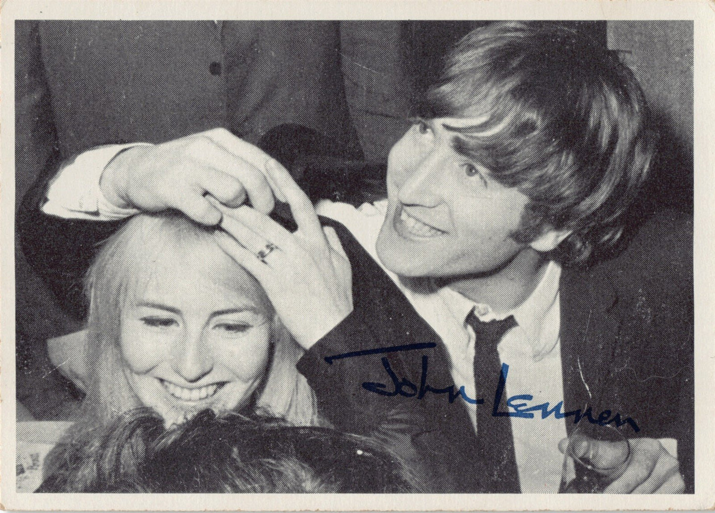 Topps THE BEATLES 1964 black & white trading card #85 2nd Series John Lennon