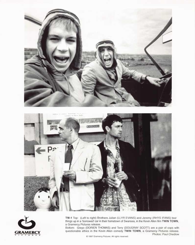 Rhys Ifans TWIN TOWN Llyr Evans Dougray Scott original 8x10 press photos 1997
