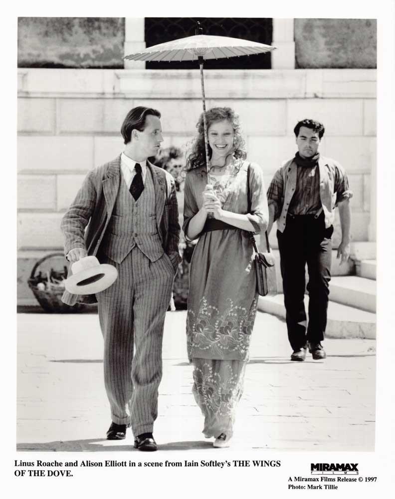 Allison Elliott WINGS OF THE DOVE Linus Roache original 8x10 press photo