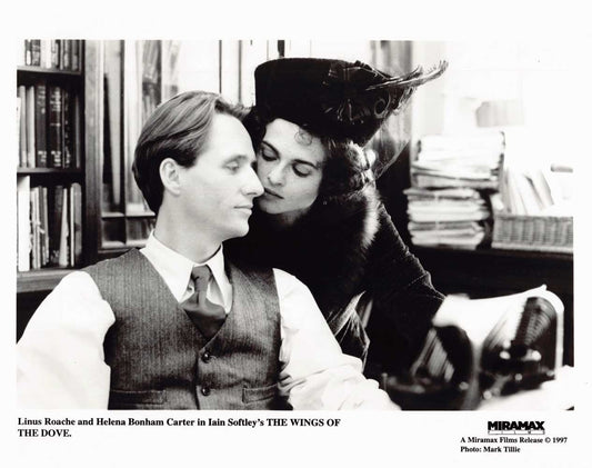 Linus Roache WINGS OF THE DOVE Helena Bonham Carter original 10x8 press photo