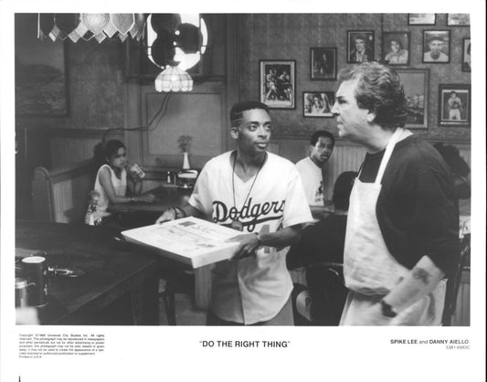 Spike Lee DO THE RIGHT THING Danny Aiello original press photo 1989