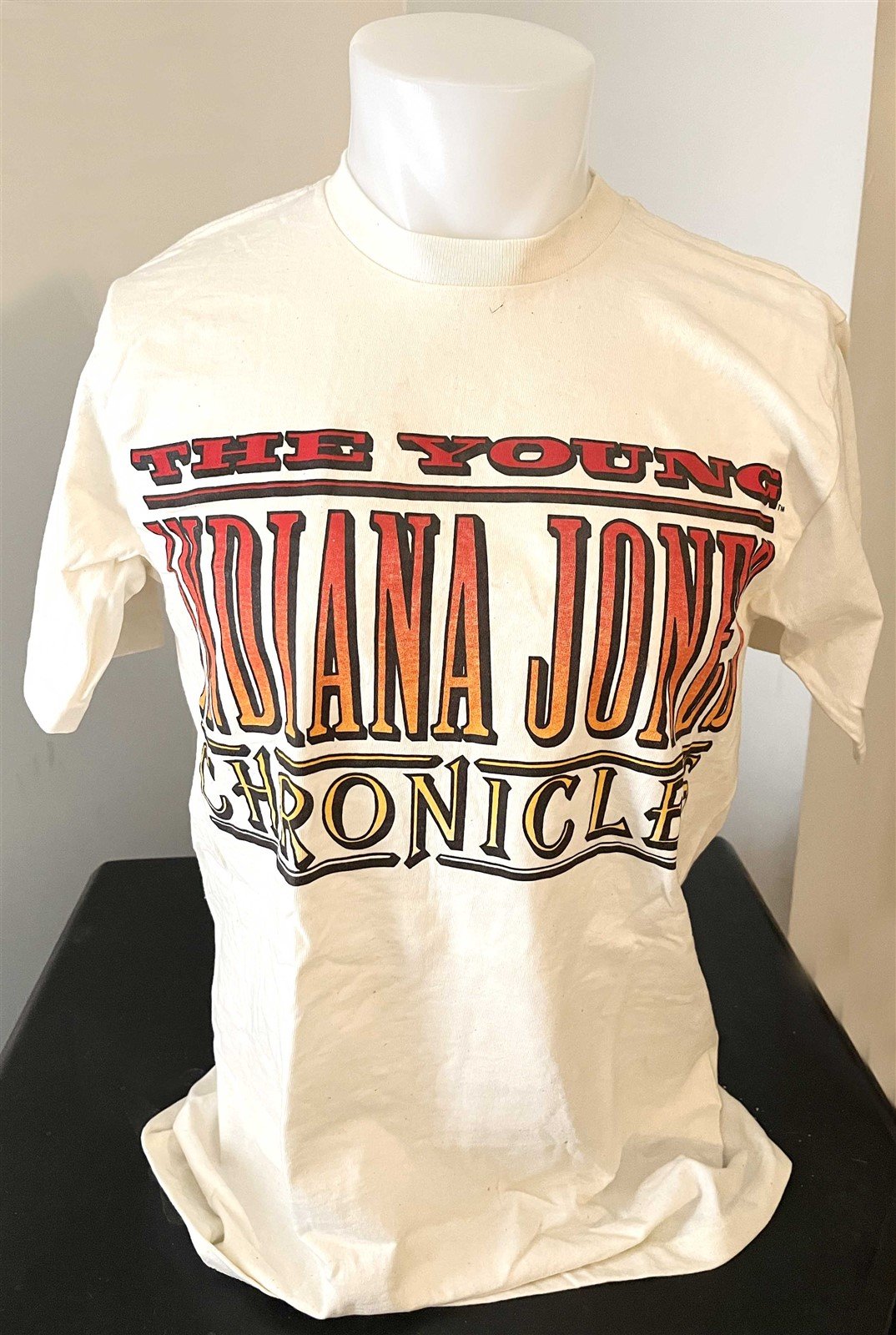 1992 YOUNG INDIANA JONES vintage logo tee shirt size Small